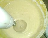 A picture of step 2 of Cream pineapple cake 3 pounds.