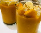 A picture of step 3 of Mango banana smoothie.