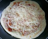 Foto langkah ke 6 dari resep Pizza Thin Crust Teflon dan Rice Cooker.