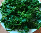 Foto del passaggio 3 della ricetta Gnocchetti con rucola, salsiccia e scamorza affumicata