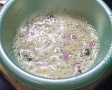 A picture of step 2 of Green Omelette.