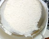 A picture of step 2 of Garlic Soft Layered Chapati.