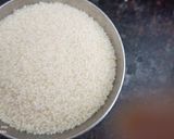 A picture of step 1 of Shahi samak kheer.