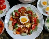 Foto langkah ke 7 dari resep Gado-Gado Bumbu Kacang Sisa Lebaran.