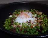 Foto del paso 5 de la receta: Sartén de guisantes, shitake, huevo y jamón