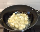 A picture of step 2 of Tofu in Black Bean Sauce.