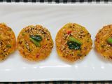 Sooji & Besan Veg Idli😊 (semolina and gram flour idli)