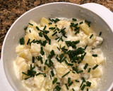 Uborkás krumplisaláta recept fázis 2 fotója