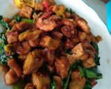 Foto langkah ke 2 dari resep Tumis pokcoy (udang,tahu,tempe) saus tiram.