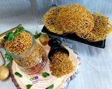 A picture of step 6 of Aloo phudina sev or Mint Potato Slims.