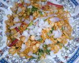 A picture of step 3 of Bhel Puri Chaat.