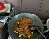 Foto langkah ke 3 dari resep Mie Tok-tok spesial.