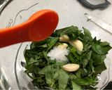 Foto del paso 5 de la receta: Pesto de cilantro con albahaca