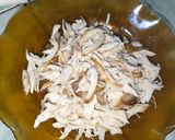 Foto langkah ke 4 dari resep Ayam Suwir Pedas Kemangi.