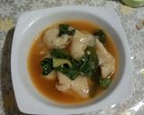 Foto langkah ke 6 dari resep Pangsit kuah Tomyam + Baso pentol ayam.