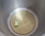 A picture of step 2 of Broken wheat khichdi.