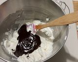 Foto del paso 4 de la receta: Mousse de chocolate con trozos de frutos secos