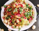 A picture of step 6 of Makhana foxnuts Bhel.