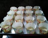 Foto langkah ke 4 dari resep CupCake Polka YummY.