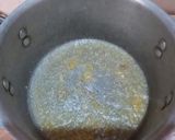 A picture of step 2 of Qeema Pyaz.