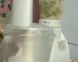 A picture of step 2 of Green Grapes Smoothie.