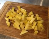 Une image de l'étape 9 de Carottes bicolores sucrées salées à l'ananas, menthe et jus de prunes.