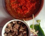 Foto langkah ke 1 dari resep Rempelo Ati Bumbu Pedas.