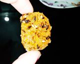 मेथी ज्वार मुठीया (methi jowar muthiya recipe in marathi) रेसिपी स्टेप 5 फोटो 