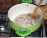 A picture of step 5 of Methi chicken.