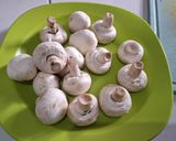 Foto langkah ke 2 dari resep Spaghetti with Mushroom Sauce.