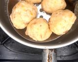 Foto langkah ke 3 dari resep Bola Bola Ayam Udang.