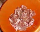 A picture of step 1 of Mutton white qorma.
