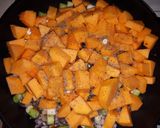 Sütőtökös quinoa egytál recept fázis 3 fotója