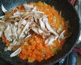 Foto langkah ke 6 dari resep Chicken Shepherd's Pie (Pastel Tutup).