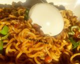 A picture of step 1 of Ramen noodles.