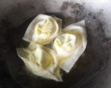 Foto langkah ke 4 dari resep Pangsit goreng isi udang.