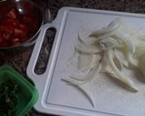 Foto del paso 1 de la receta: Tarta de brócoli, cebolla y queso