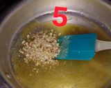 A picture of step 4 of Crunch ice cream.