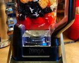 A picture of step 1 of Mike's Adult Black Raspberry Slushie.