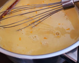 Foto del paso 1 de la receta: Coca de chicharrones y crema en hojaldre