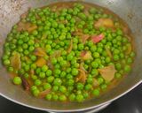 A picture of step 3 of Matar Ki Ghugni/ Bihari Style Matar Ka Sukha Ghugni.