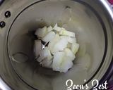 A picture of step 1 of Ash Gourd Juice.