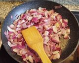 A picture of step 1 of Pasta Carbonara with Mushrooms.