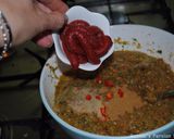 A picture of step 7 of Pizza with minced beef and egg.