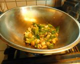 A picture of step 1 of Semiya Rava Idli.