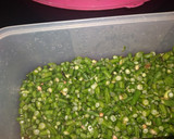 Foto langkah ke 2 dari resep Tumis ikan kacang panjan.