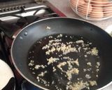 Foto del paso 1 de la receta: Pechuga de pollo con espinacas y queso provolone