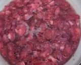 A picture of step 3 of Strawberry jam.