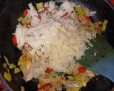 Foto del paso 5 de la receta: Salteado de arroz y hongos gírgolas