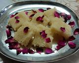 नारियल(गोला) की बर्फी रेसिपी चरण 5 फोटो